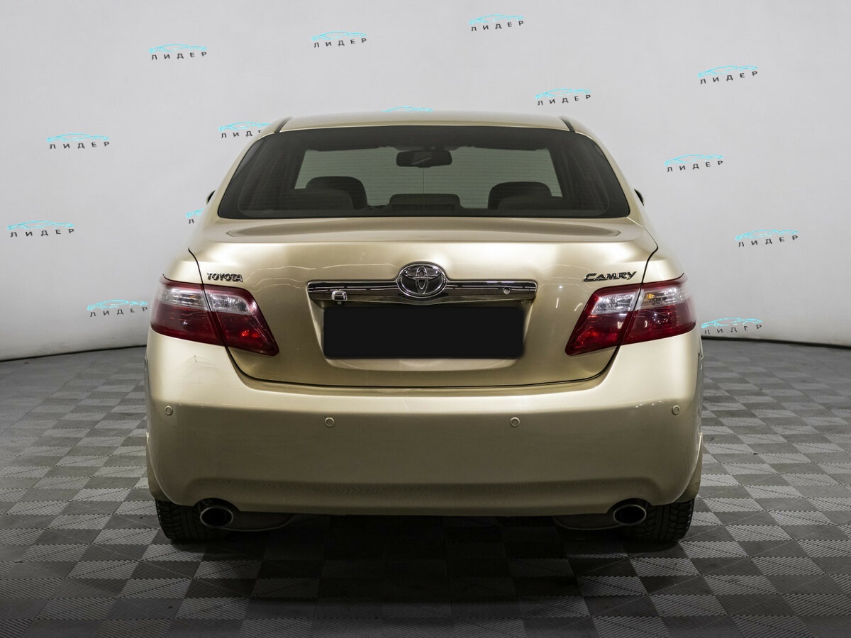 Toyota Camry 2011 года с пробегом. Фото: #4