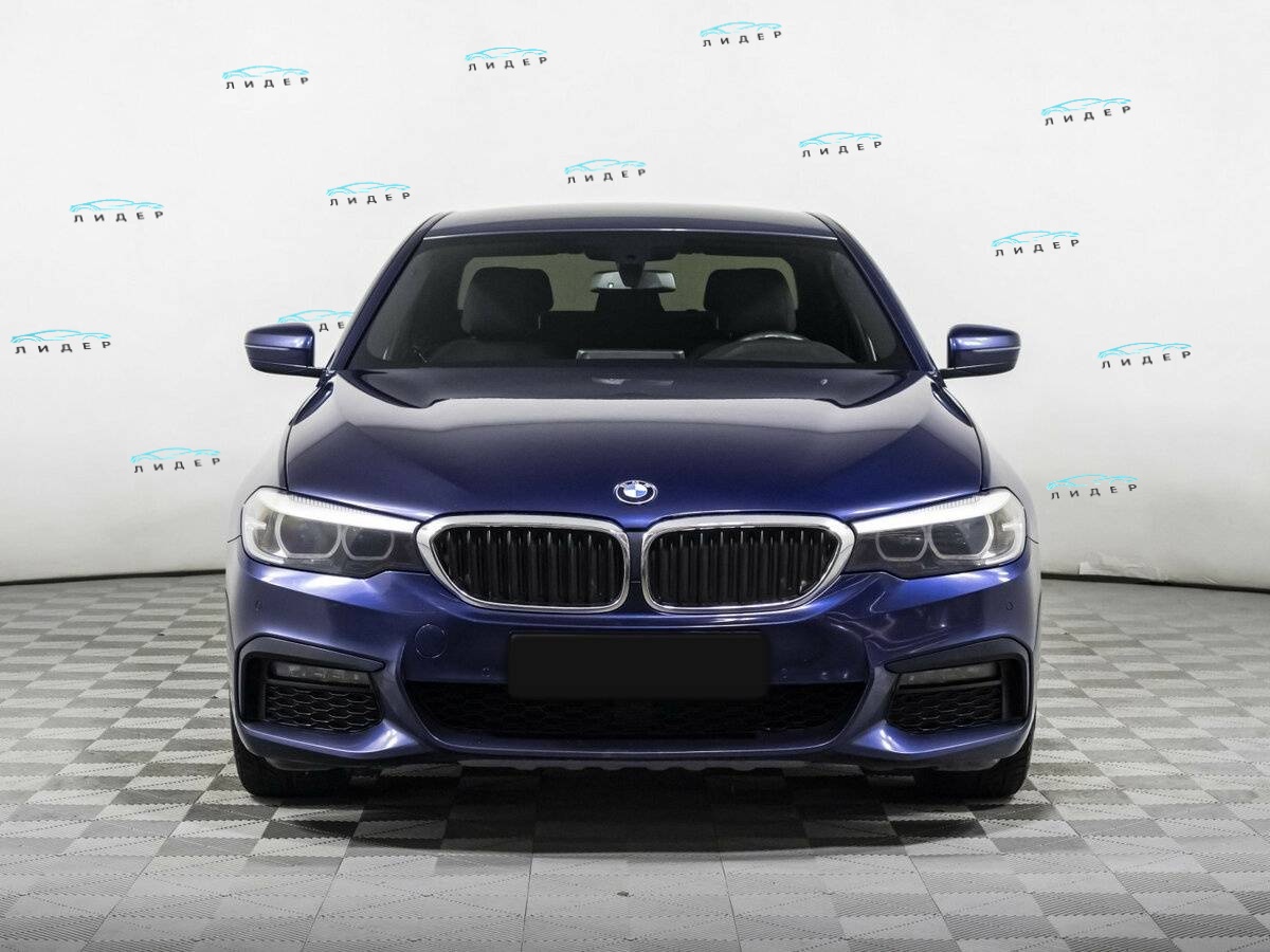 Б/У БМВ 5 серии 2018 года. Фото: #1