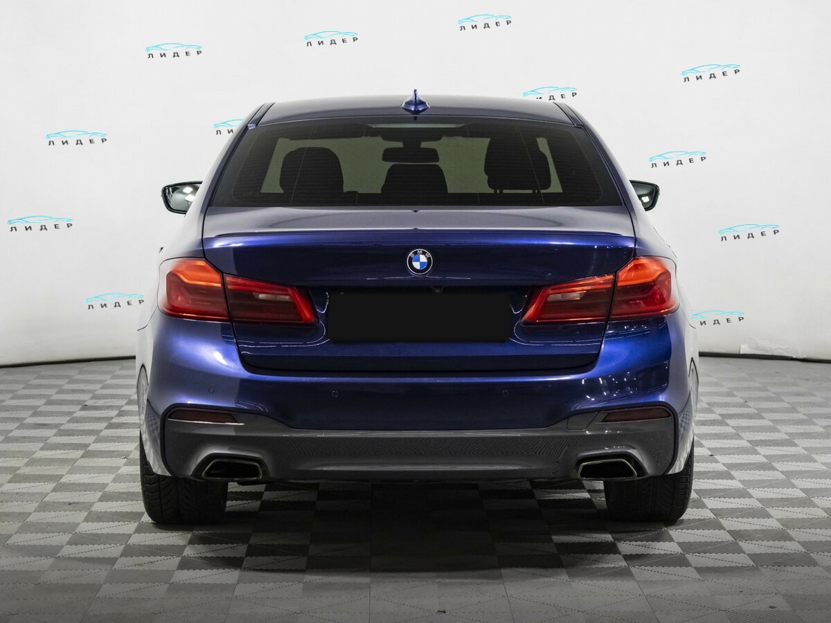 Б/У БМВ 5 серии 2018 года. Фото: #4