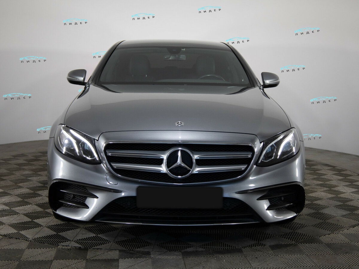 Mercedes-Benz E-Класс 2018 года с пробегом. Фото: #1