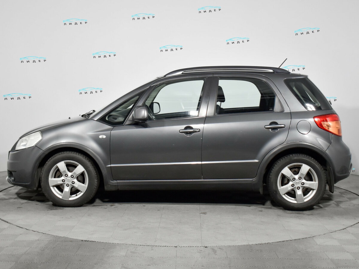 Б/У Сузуки С-Икс4 2010 года. Фото: #7