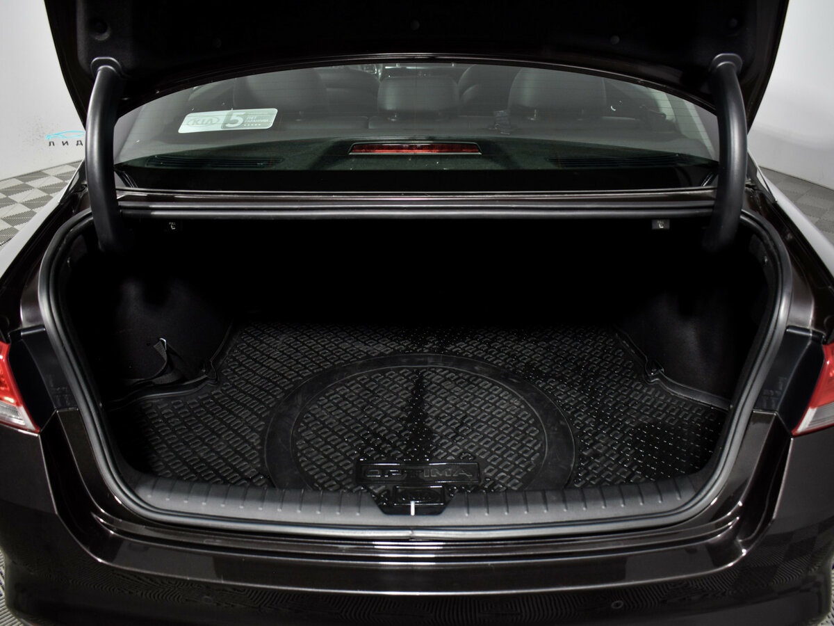 Б/У Киа Оптима 2017 года. Фото: #16