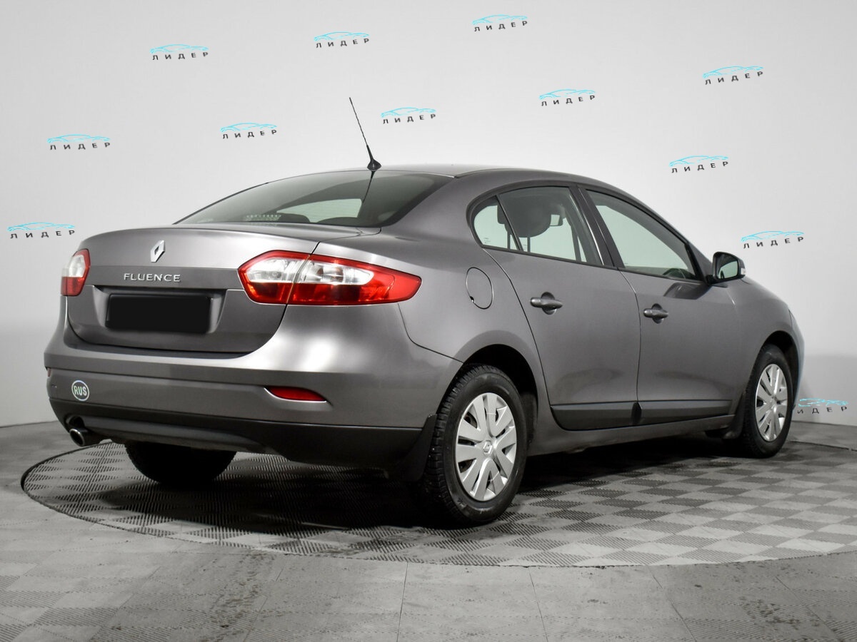 Renault Fluence 2011 года с пробегом. Фото: #4