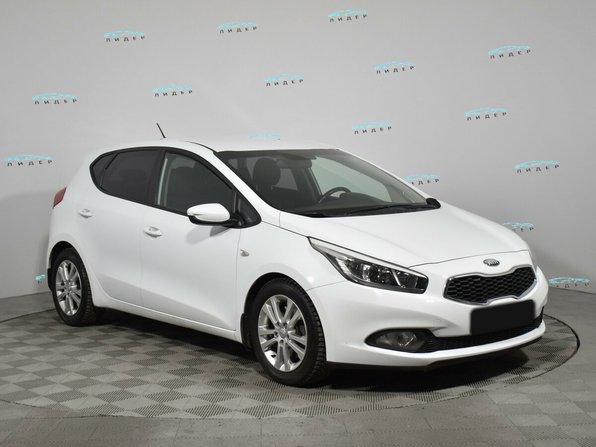Kia Ceed 2013 года с пробегом. Фото: #2