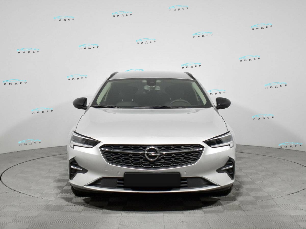 Б/У Опель Инсигния 2020 года. Фото: #1
