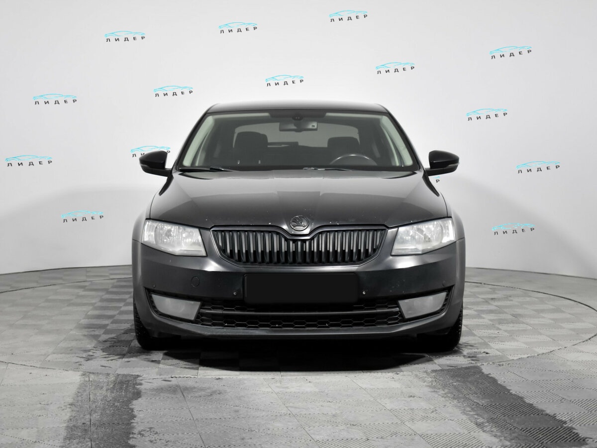 Б/У Шкода Октавия 2014 года. Фото: #1