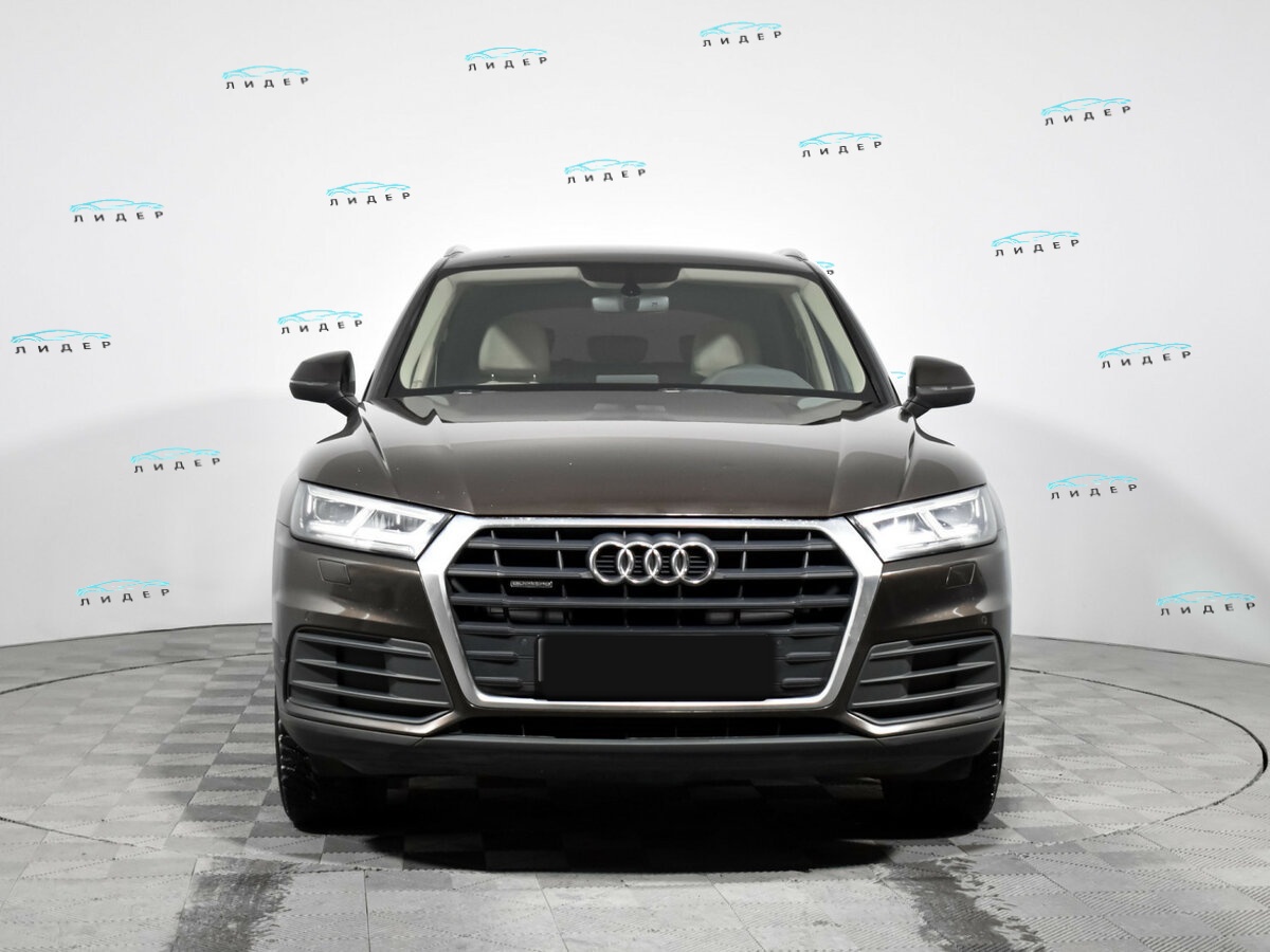 Б/У Ауди К5 2017 года. Фото: #1