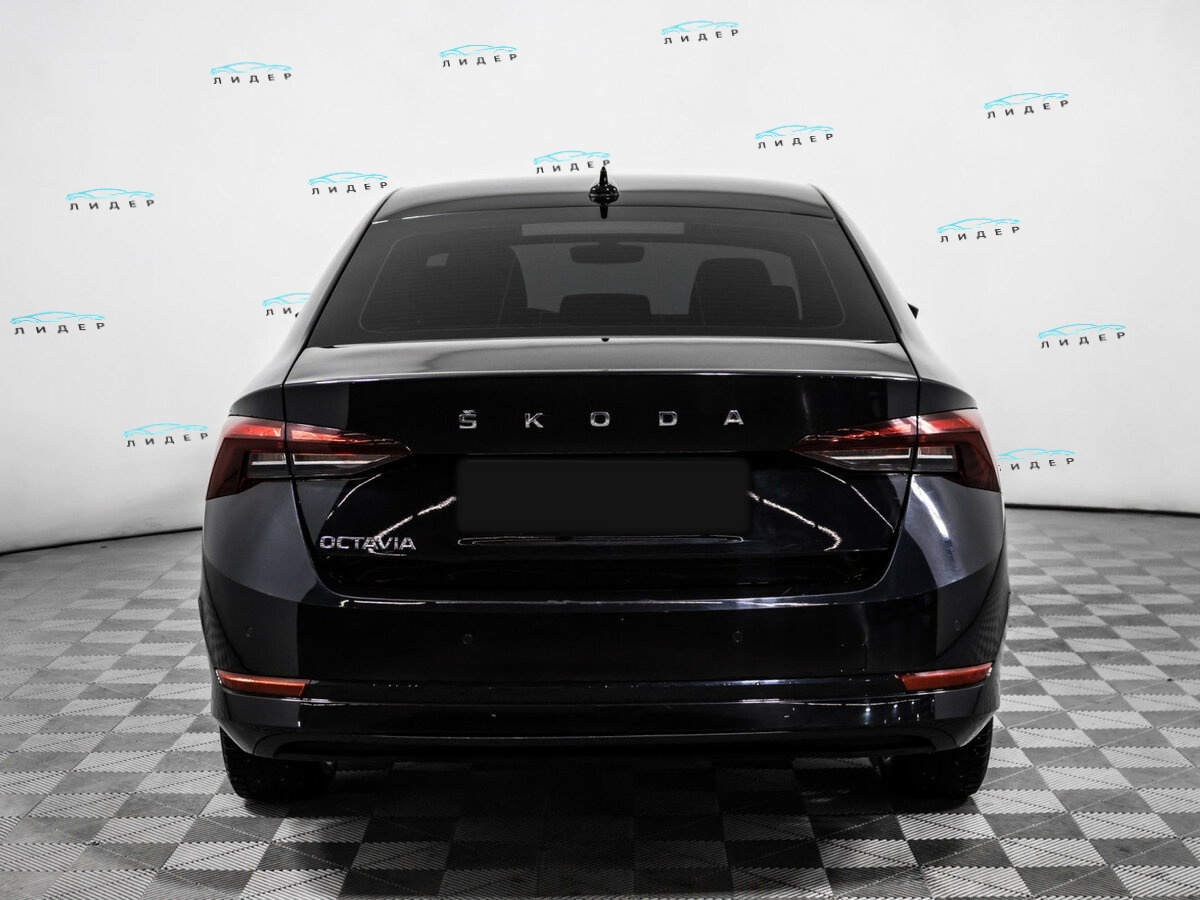Б/У Шкода Октавия 2020 года. Фото: #5