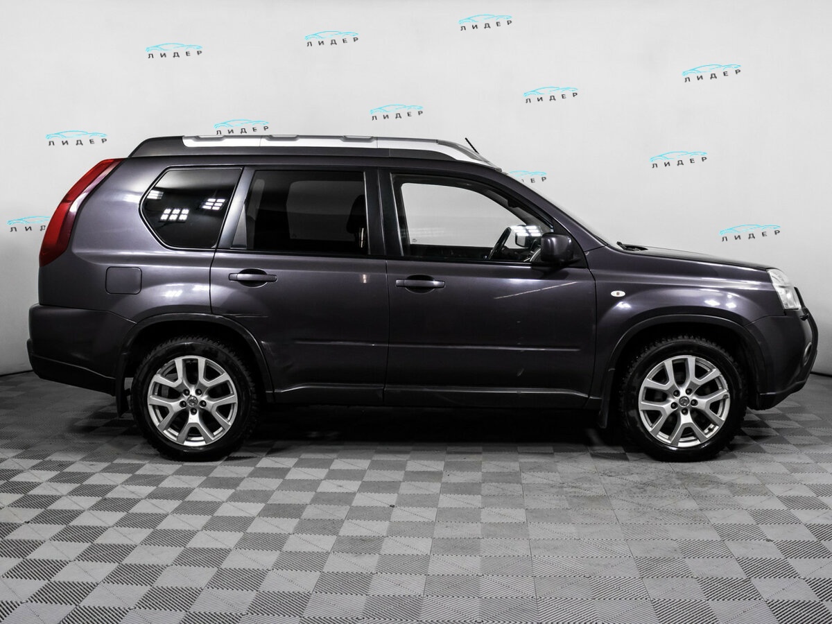 Б/У Ниссан Икс-Трейл 2011 года. Фото: #3