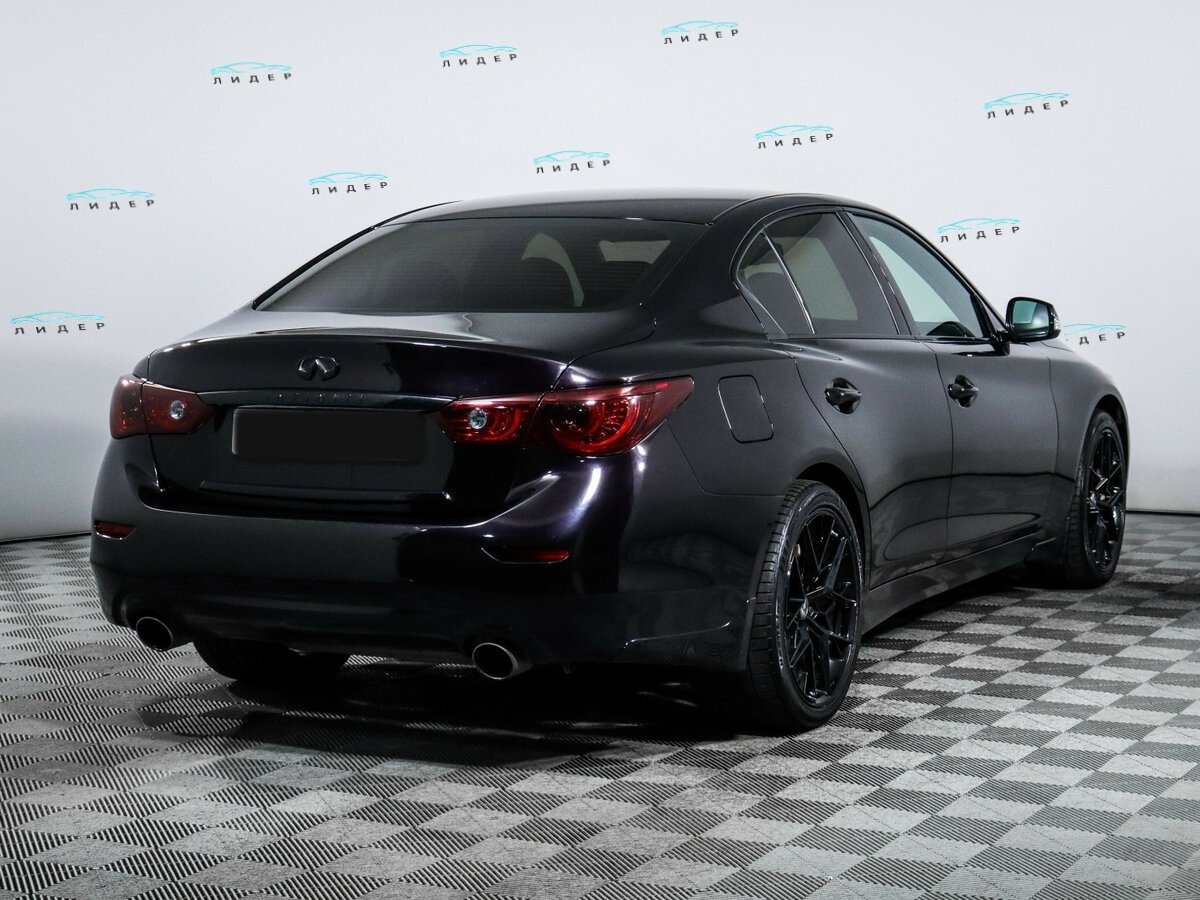 Infiniti Q50 2017 года с пробегом. Фото: #3