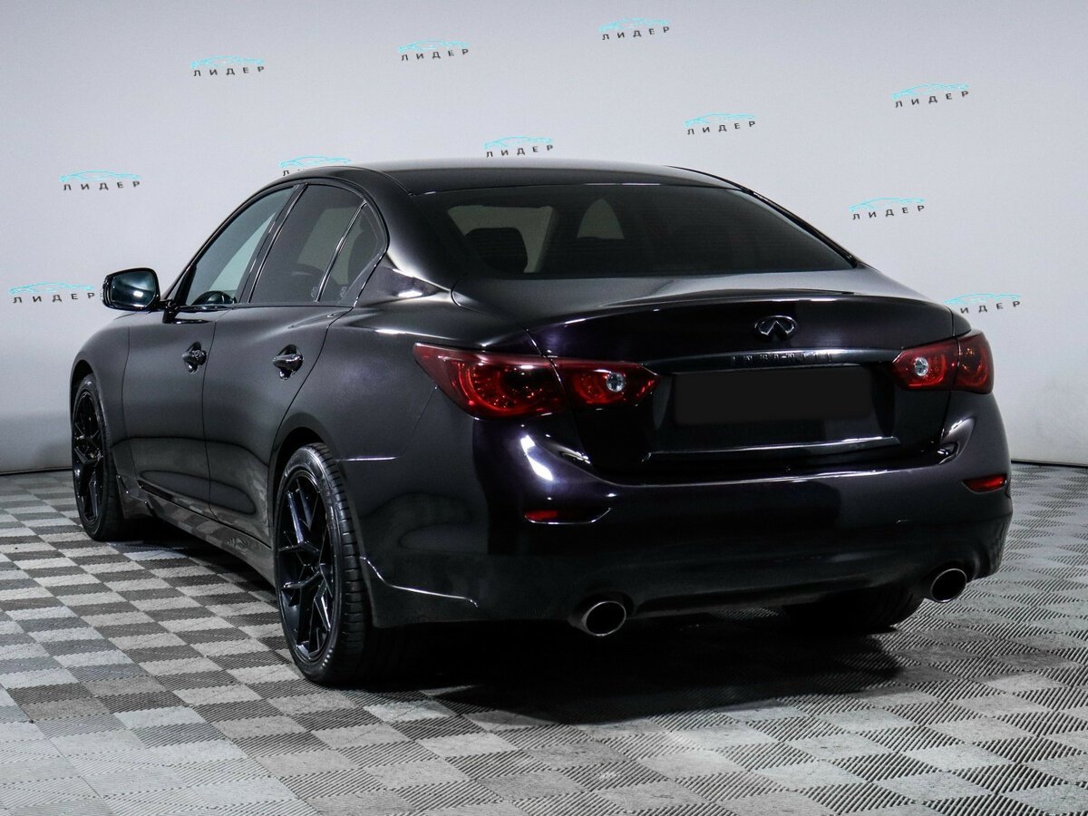 Infiniti Q50 2017 года с пробегом. Фото: #5