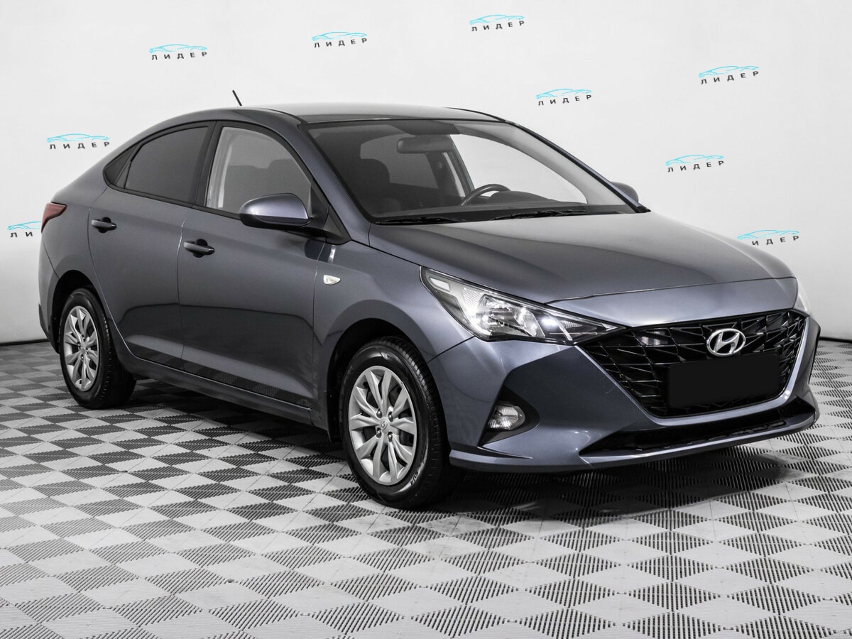 Hyundai Solaris 2021 года с пробегом. Фото: #2