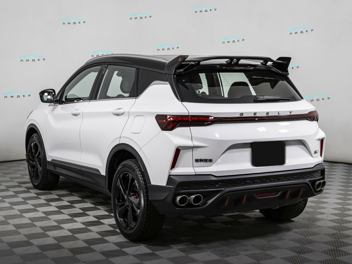 Geely Coolray 2023 года с пробегом. Фото: #6