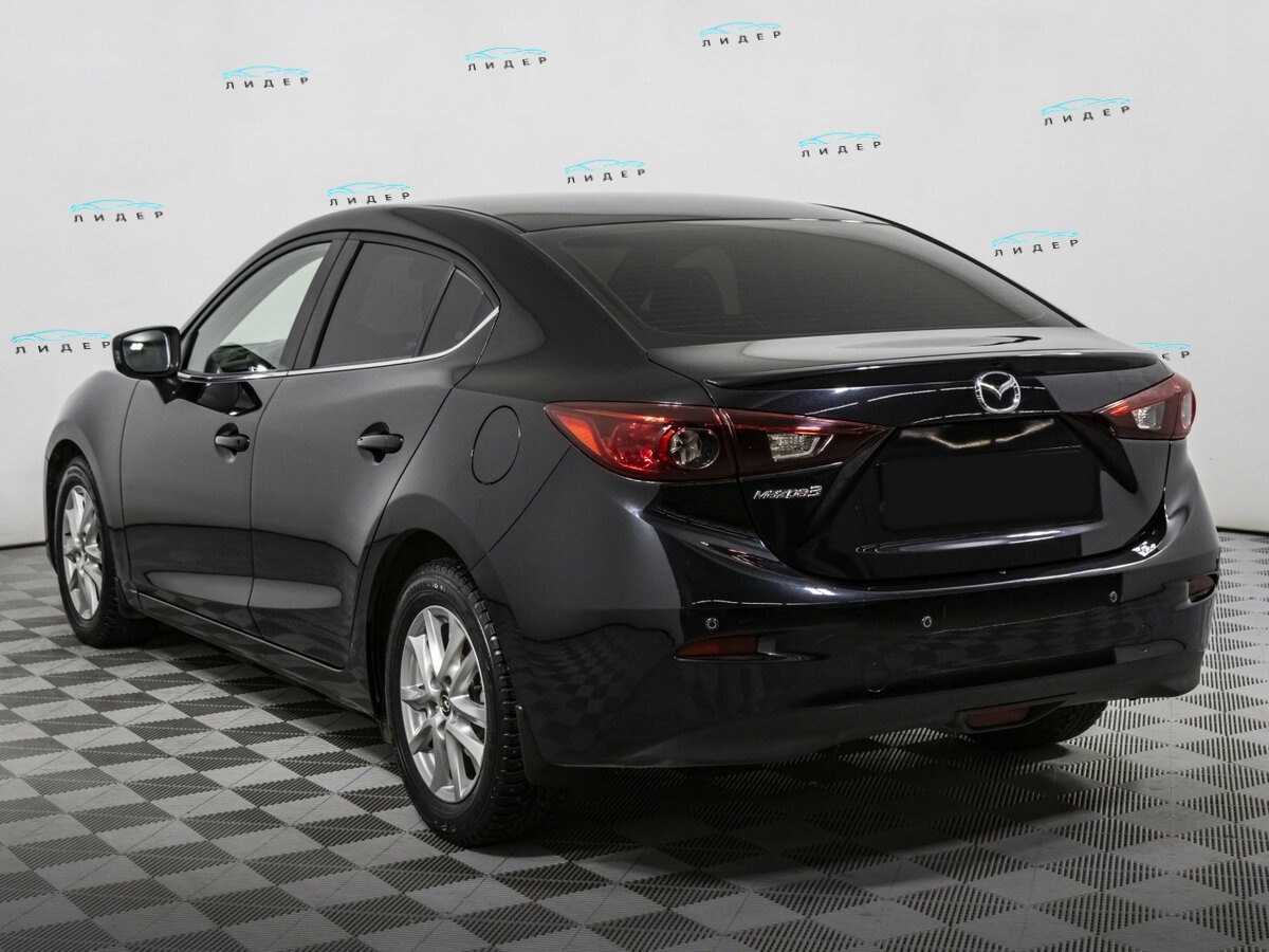 Mazda 3 2015 года с пробегом. Фото: #5