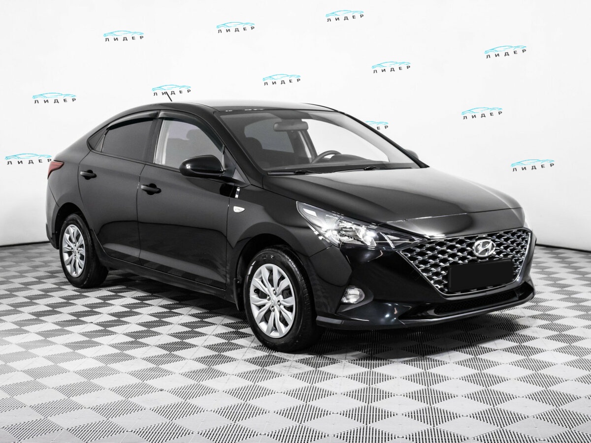 Hyundai Solaris 2021 года с пробегом. Фото: #2