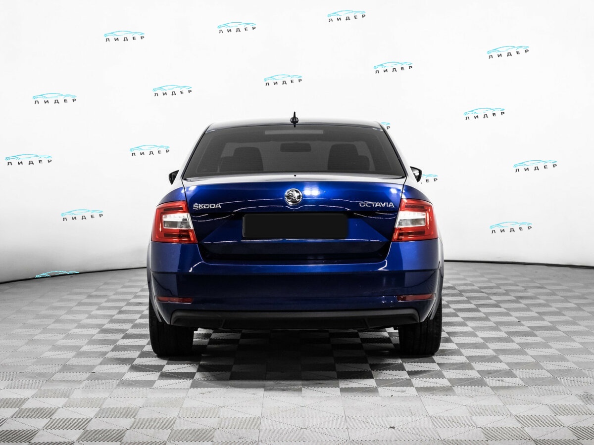 Б/У Шкода Октавия 2017 года. Фото: #4