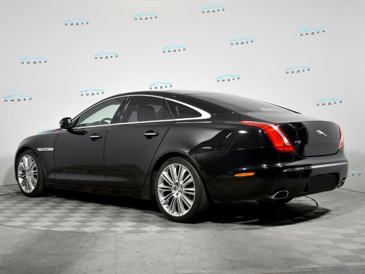 Jaguar XJ 2011 года с пробегом. Фото: #5