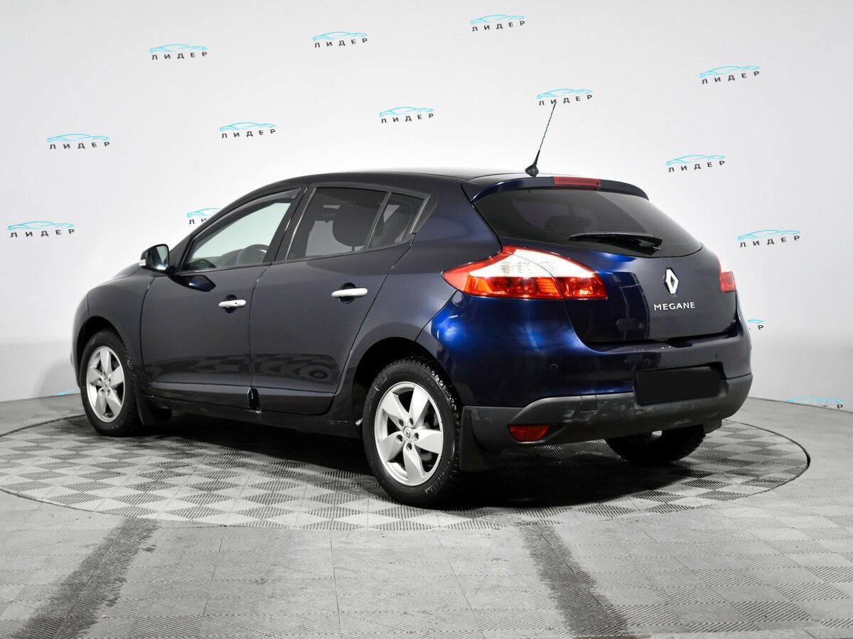 Б/У Рено Меган 2010 года. Фото: #6