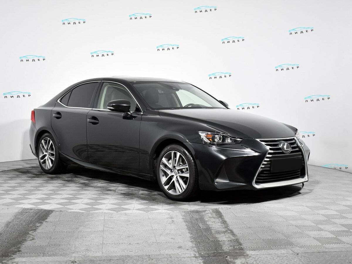 Б/У Лексус ИС 2019 года. Фото: #2