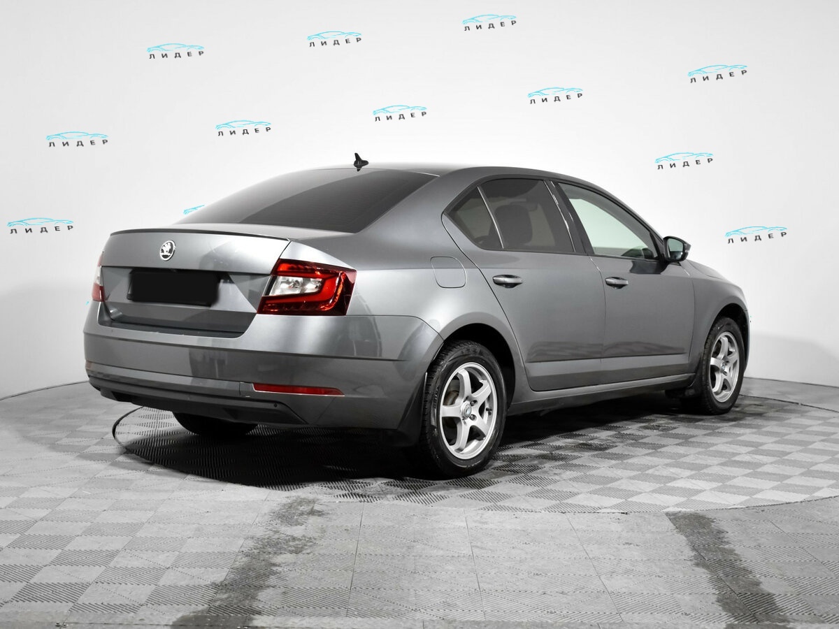 Skoda Octavia 2020 года с пробегом. Фото: #4