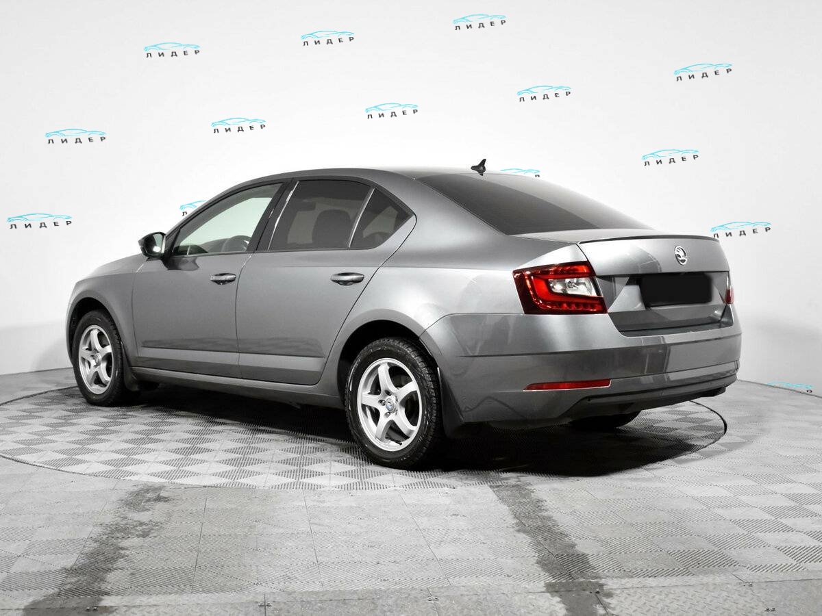 Skoda Octavia 2020 года с пробегом. Фото: #6