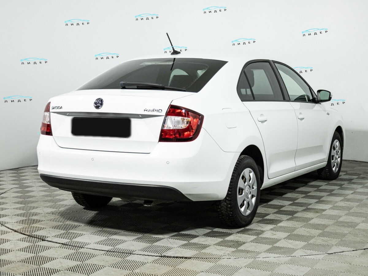Skoda Rapid 2018 года с пробегом. Фото: #4