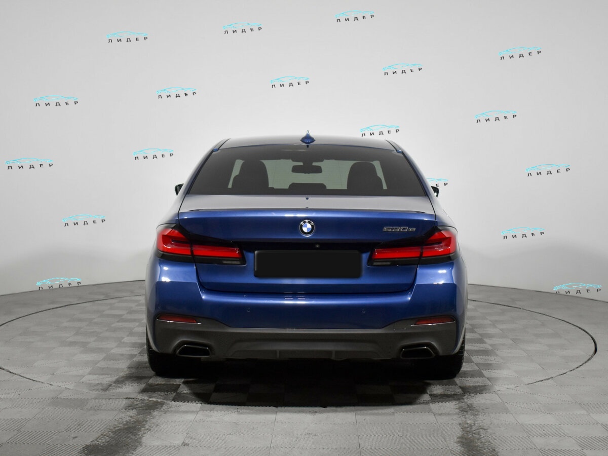 BMW 5 серии 2020 года с пробегом. Фото: #4