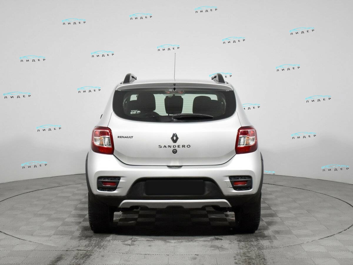 Renault Sandero 2016 года с пробегом. Фото: #5