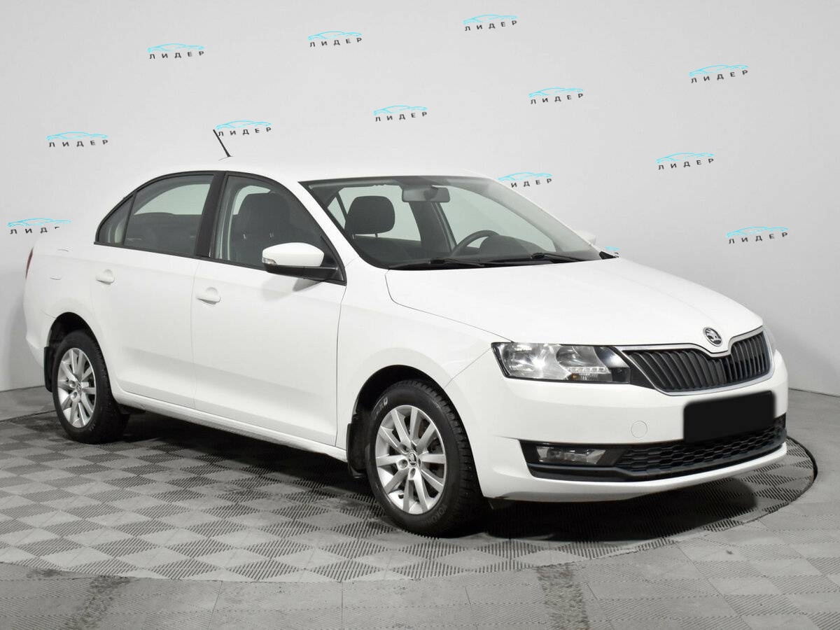Skoda Rapid 2018 года с пробегом. Фото: #2