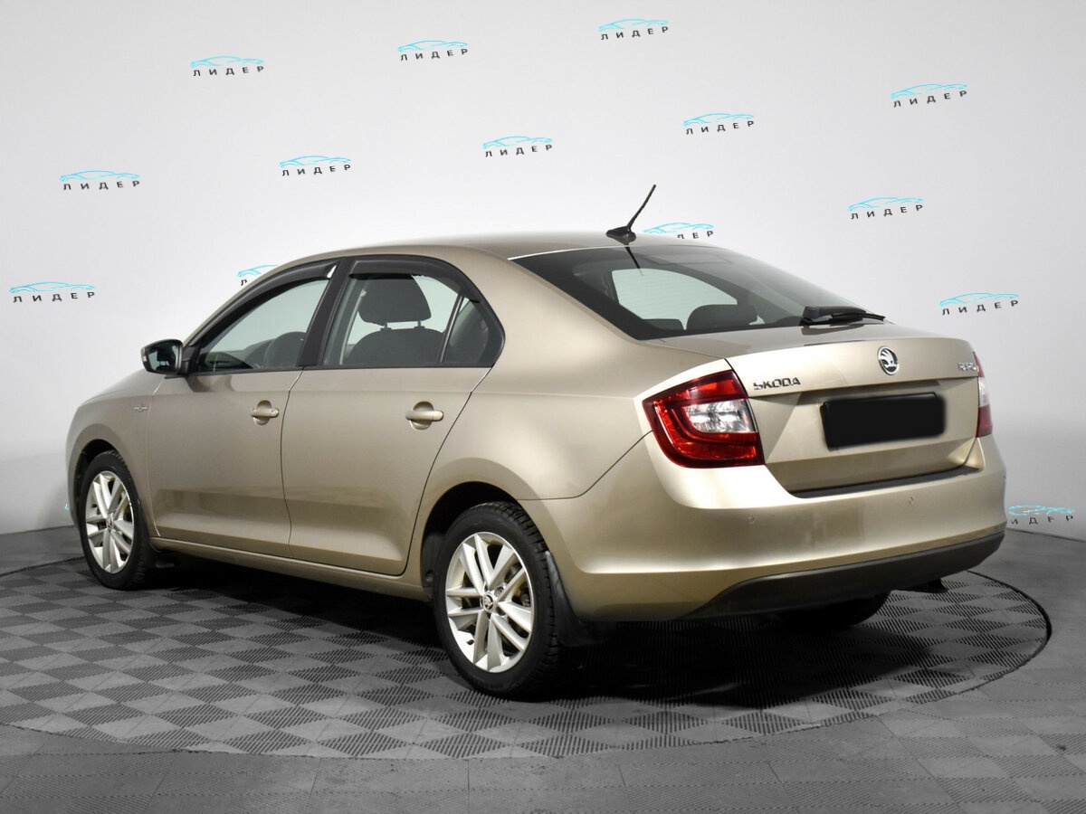 Skoda Rapid 2019 года с пробегом. Фото: #6