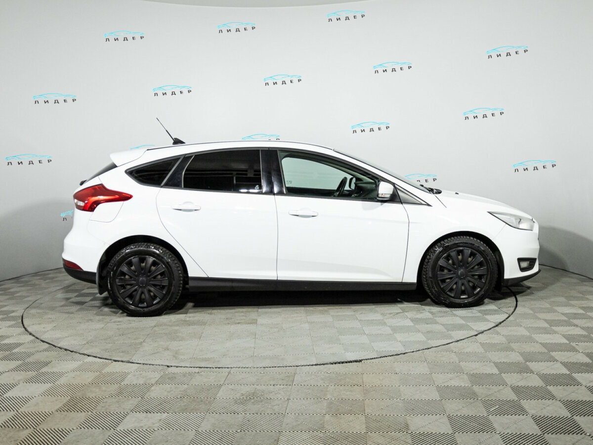 Ford Focus 2018 года с пробегом. Фото: #3