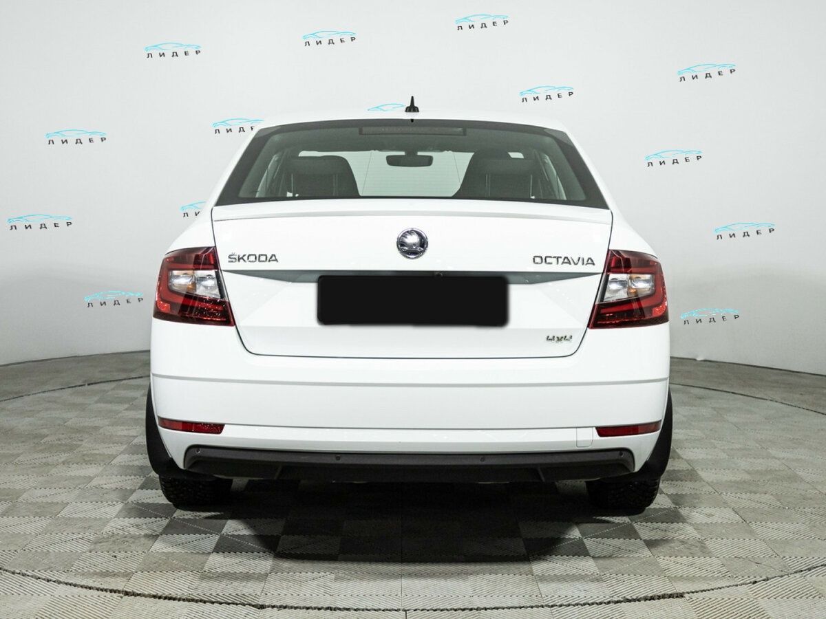 Skoda Octavia 2017 года с пробегом. Фото: #5