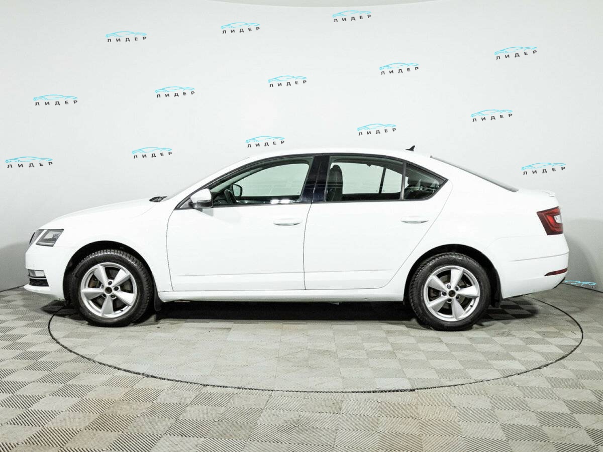 Skoda Octavia 2017 года с пробегом. Фото: #7