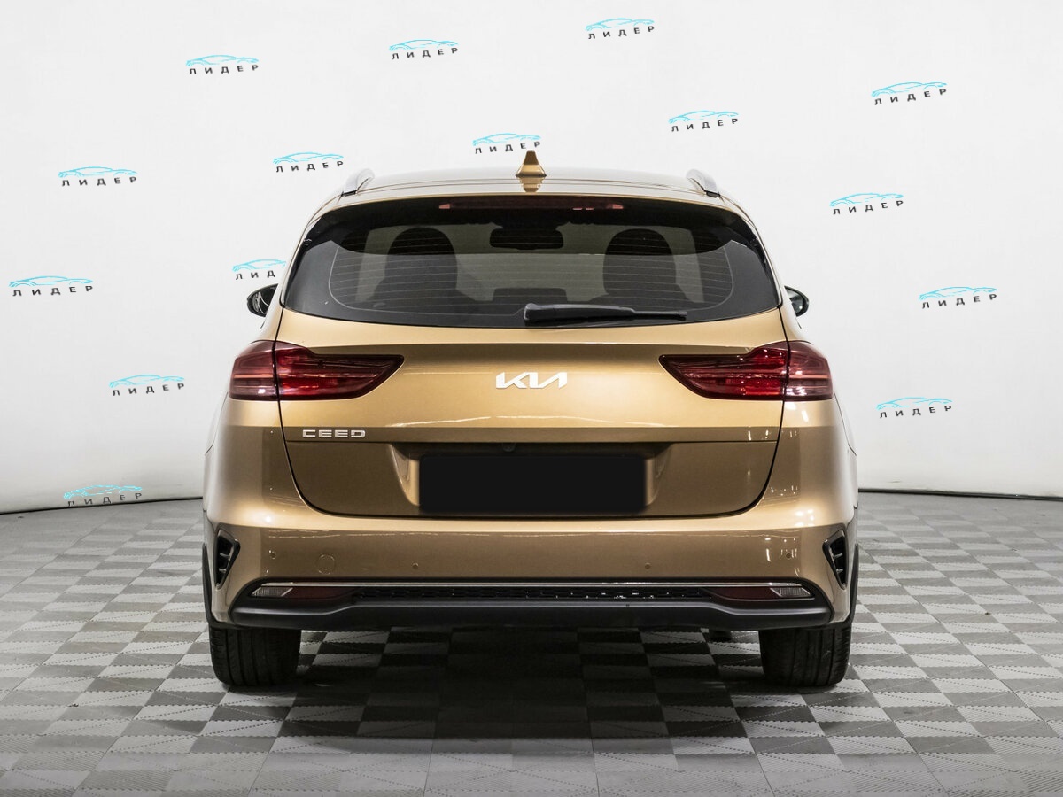 Kia Ceed 2022 года с пробегом. Фото: #4