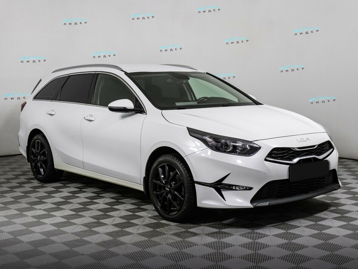 Kia Ceed 2022 года с пробегом. Фото: #2