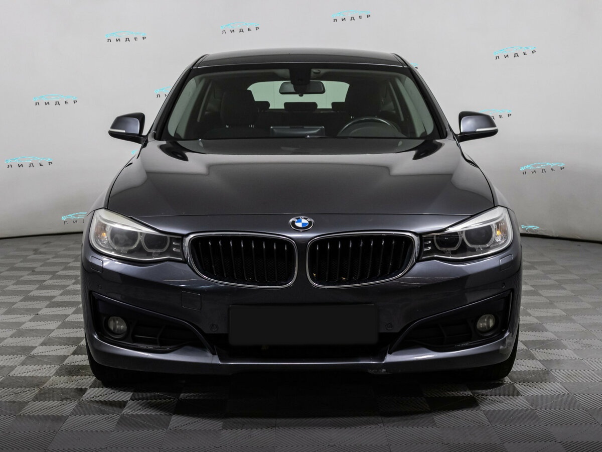 BMW 3 серии 2015 года с пробегом. Фото: #1