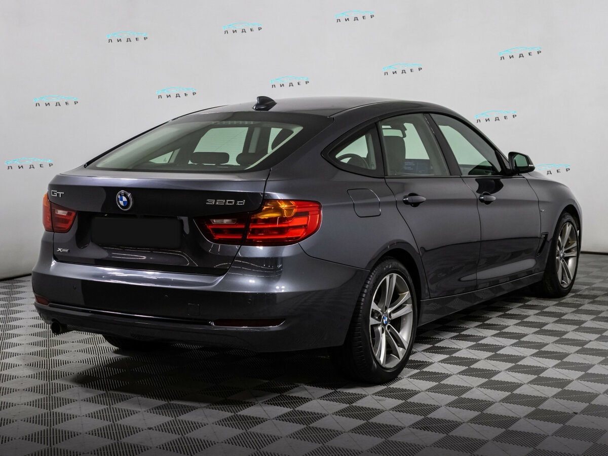 BMW 3 серии 2015 года с пробегом. Фото: #3