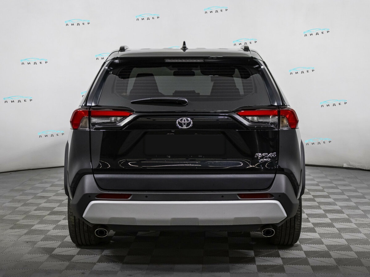 Toyota RAV4 2024 года с пробегом. Фото: #4