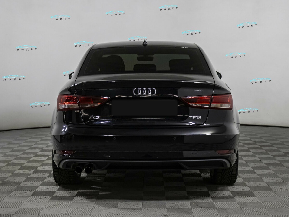 Б/У Ауди А3 2017 года. Фото: #5