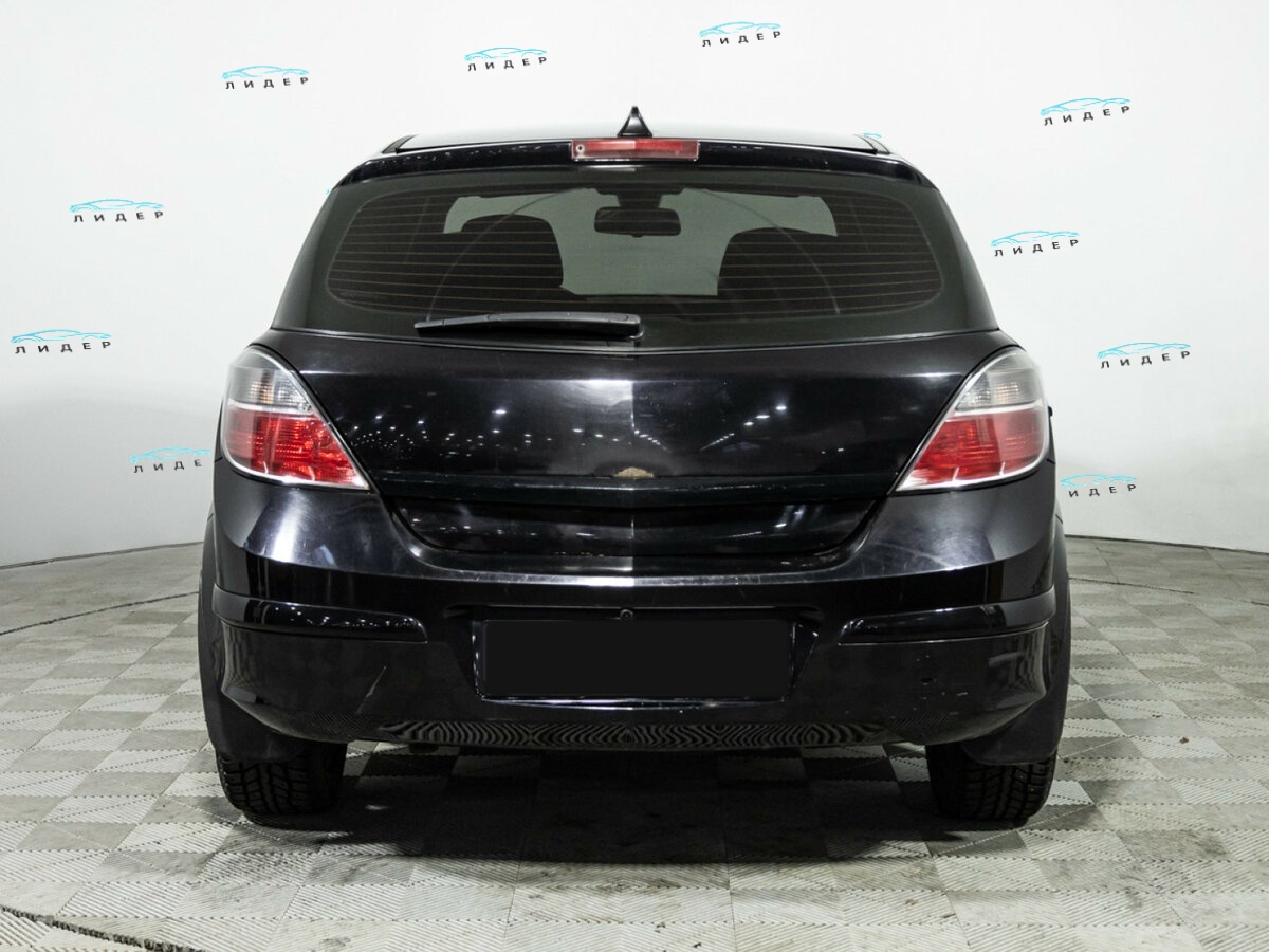 Opel Astra 2011 года с пробегом. Фото: #5