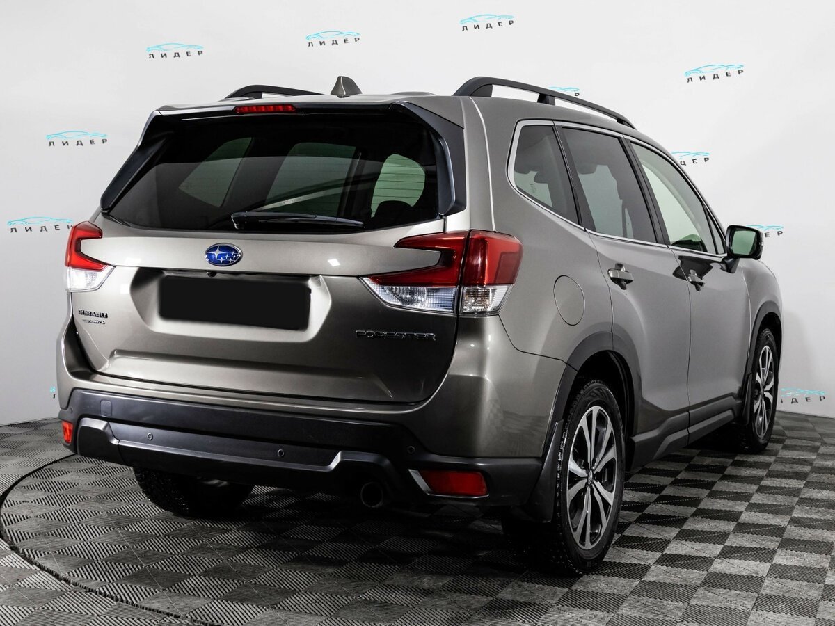 Subaru Forester 2021 года с пробегом. Фото: #4