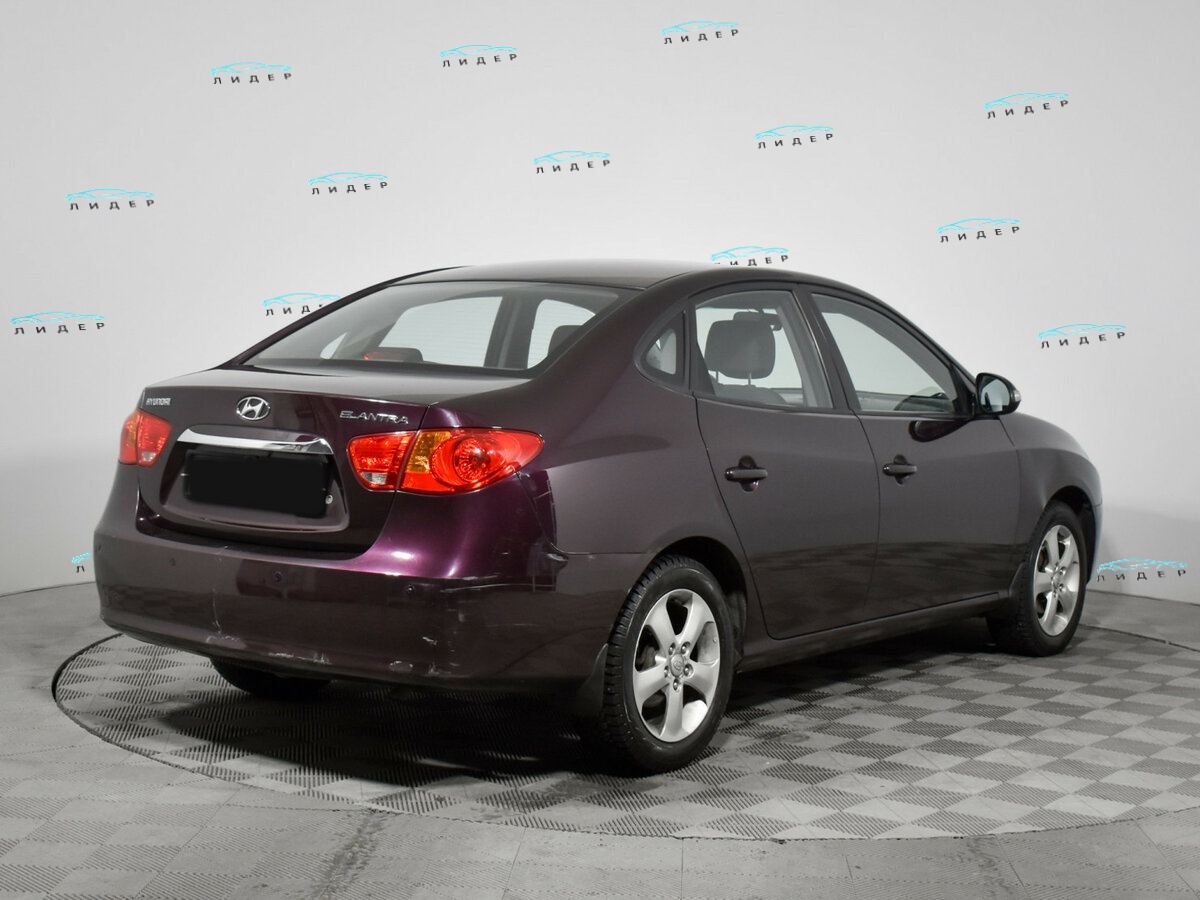 Б/У Хендай Елантра 2011 года. Фото: #4