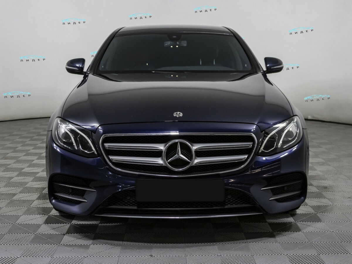 Mercedes-Benz E-Класс 2018 года с пробегом. Фото: #1