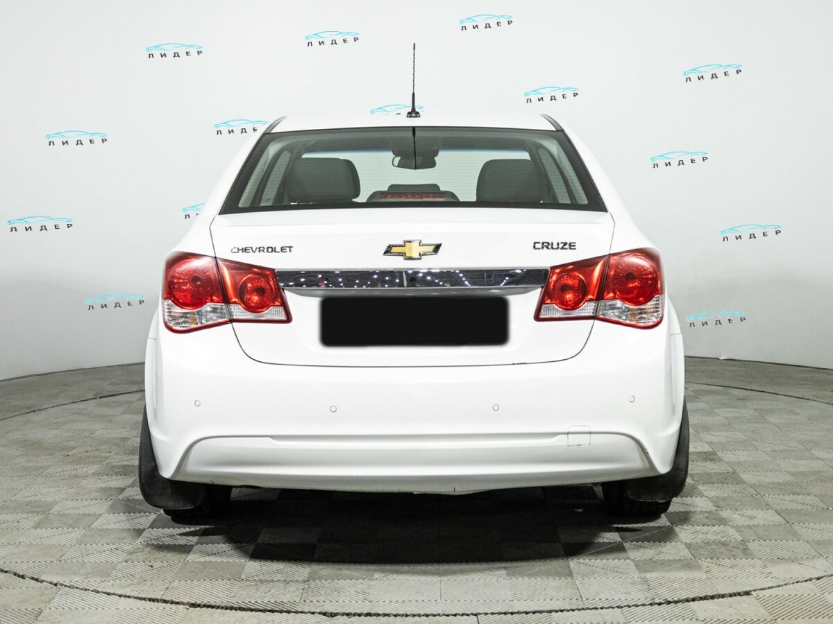 Б/У Шевроле Круз 2013 года. Фото: #5