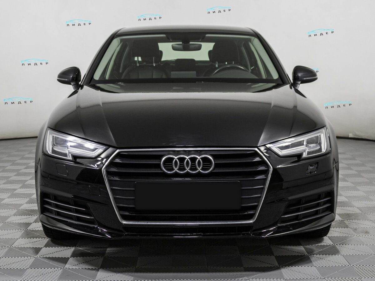 Audi A4 2018 года с пробегом. Фото: #1