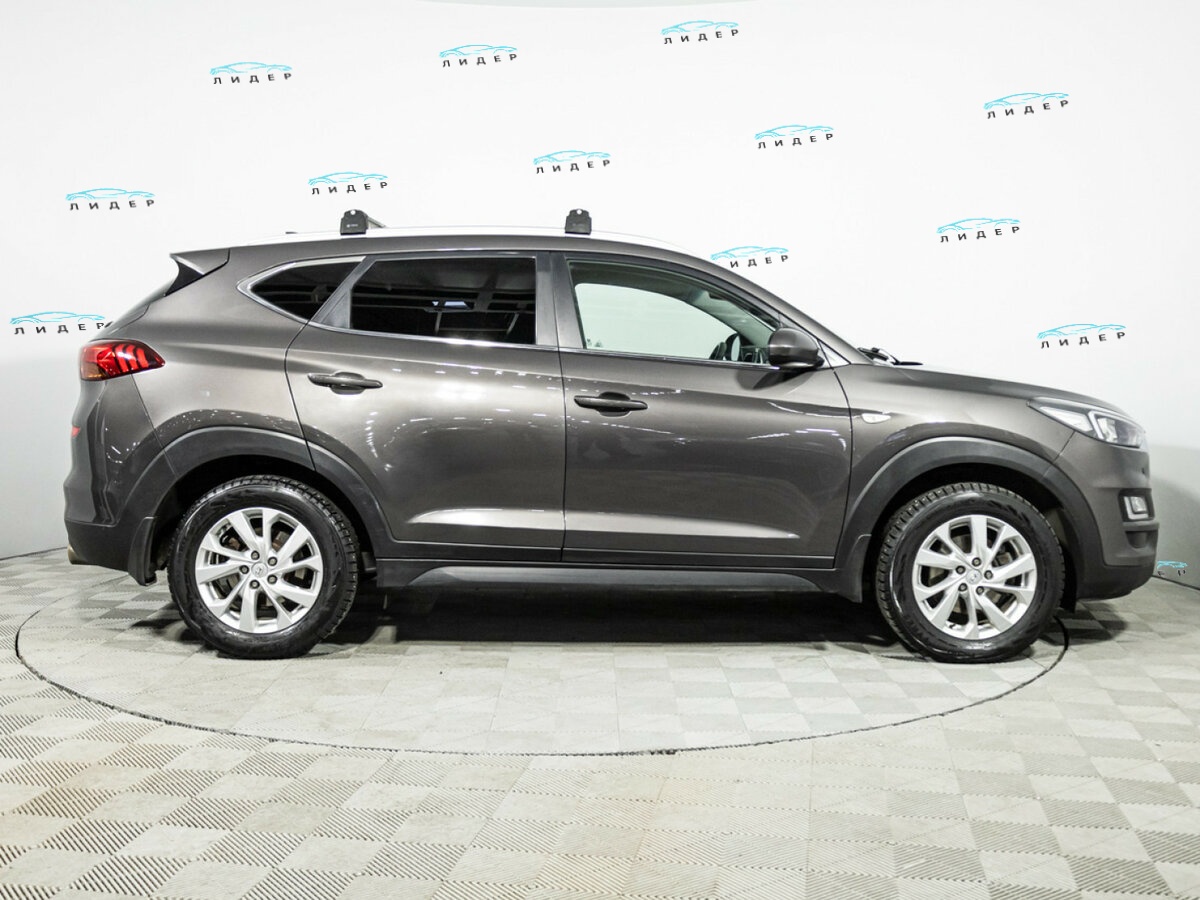 Hyundai Tucson 2018 года с пробегом. Фото: #3