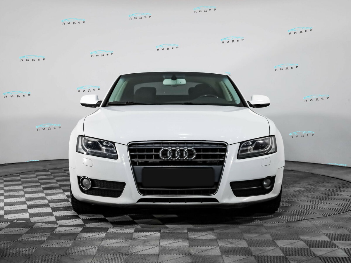 Audi A5 2010 года с пробегом. Фото: #1