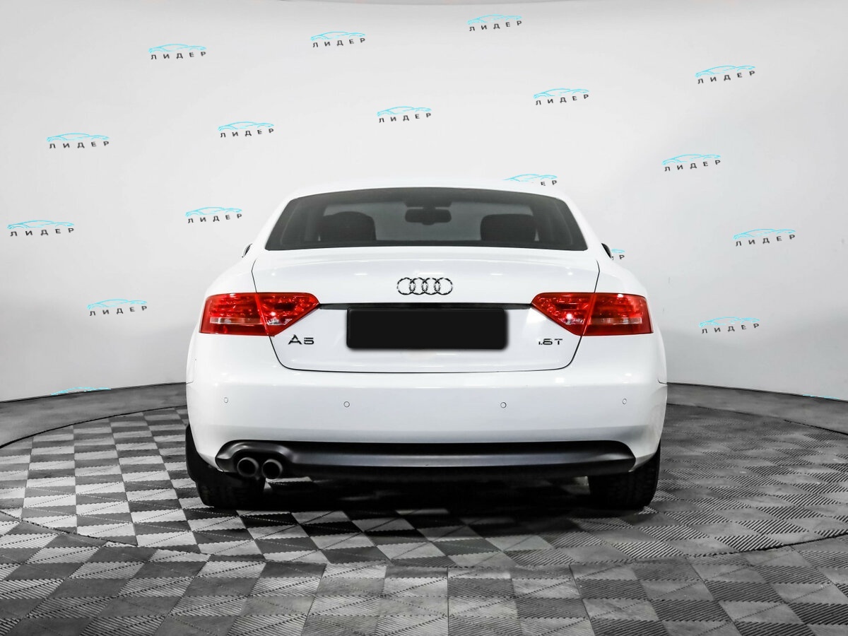 Audi A5 2010 года с пробегом. Фото: #4
