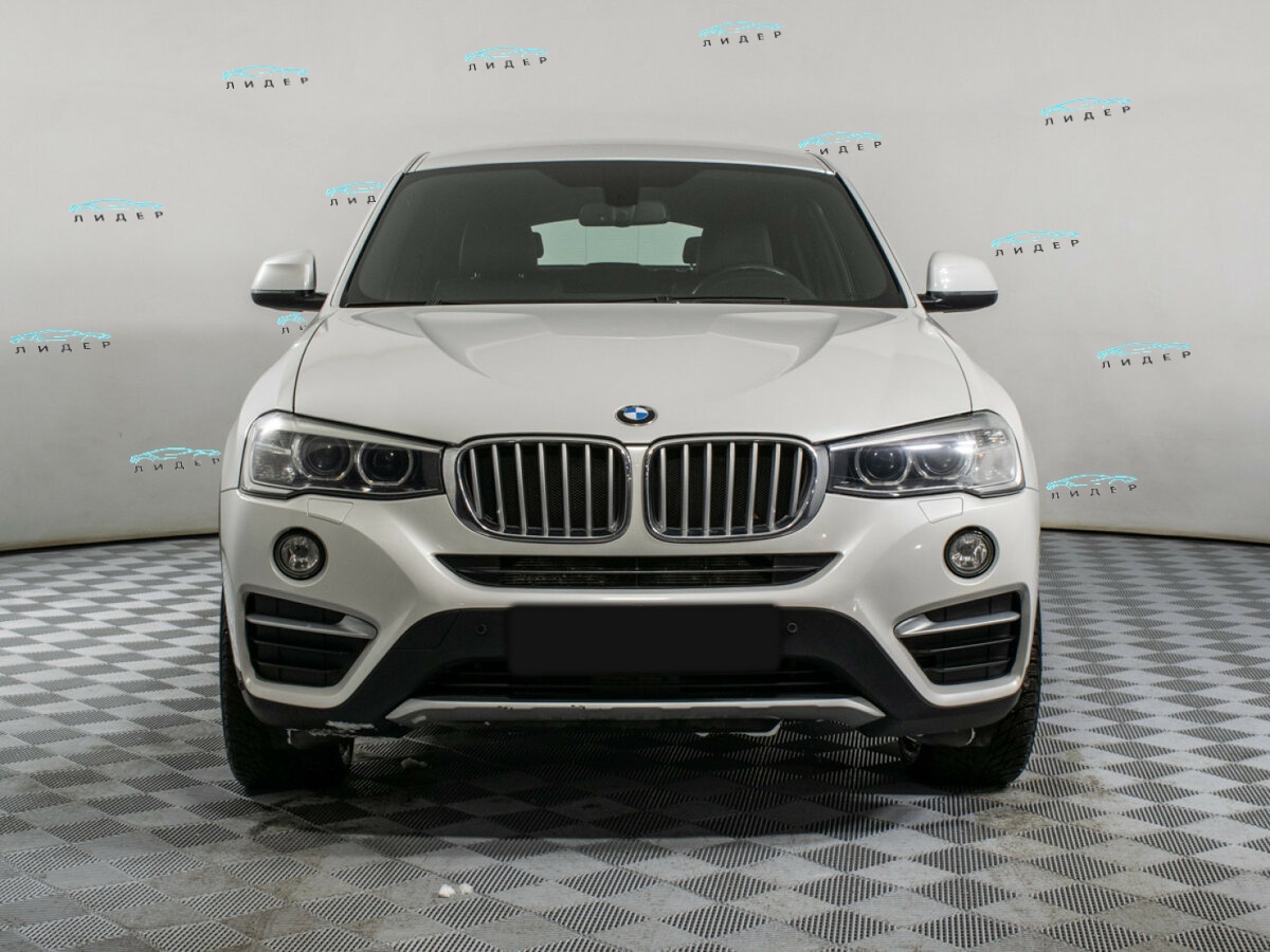 BMW X4 2017 года с пробегом. Фото: #1