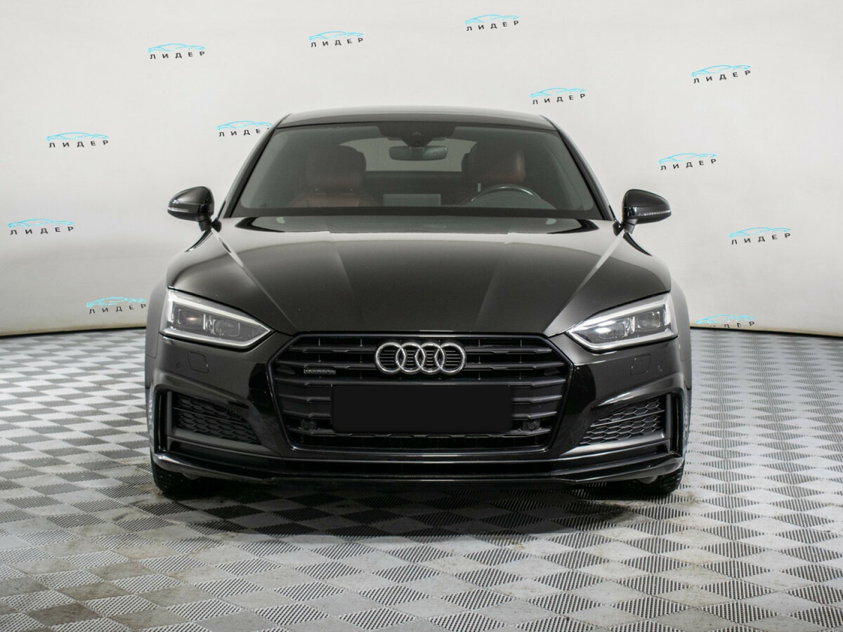 Audi A5 2017 года с пробегом. Фото: #1